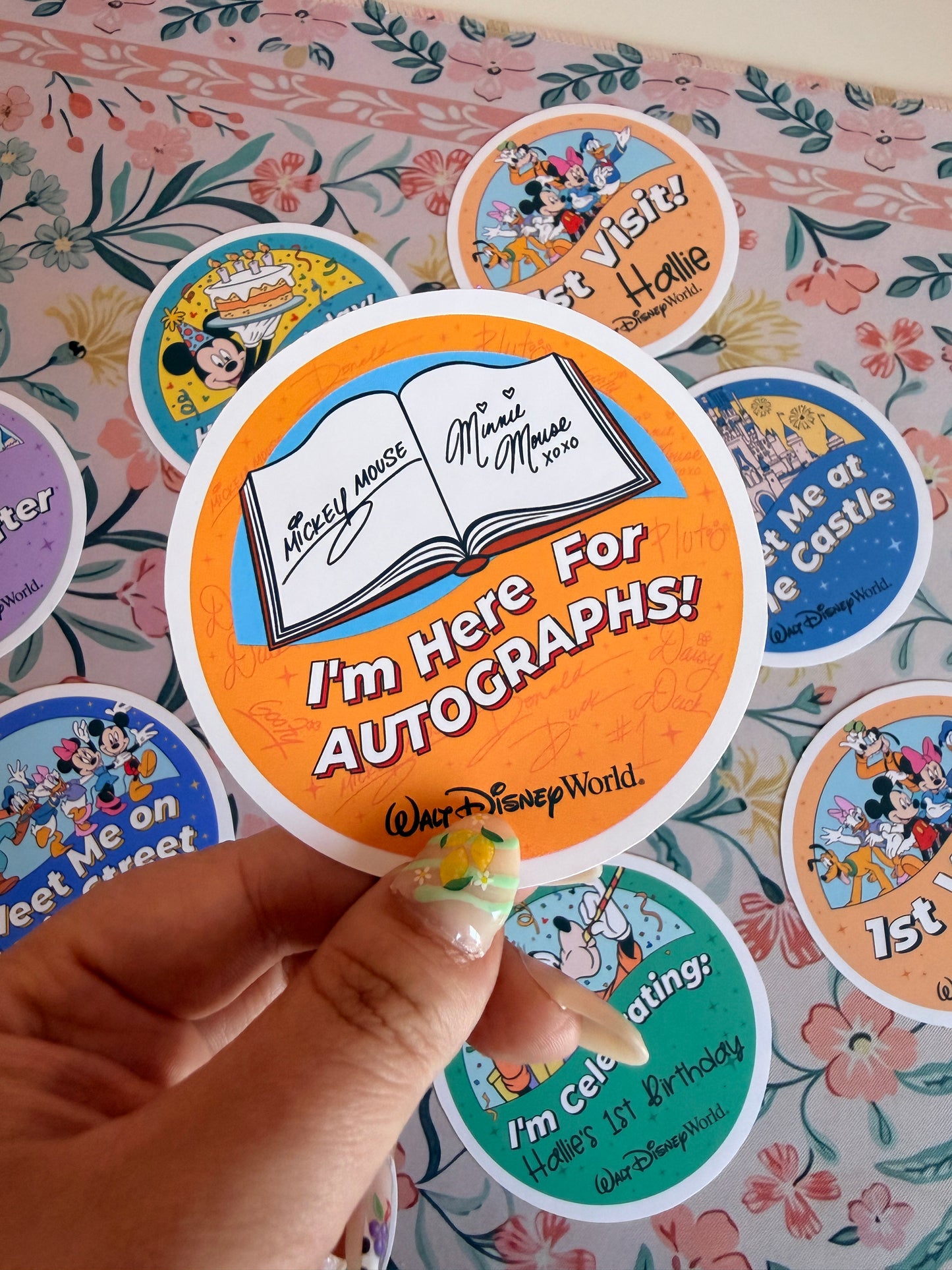 I'm Here For The Autographs Button Badge Vinyl Sticker