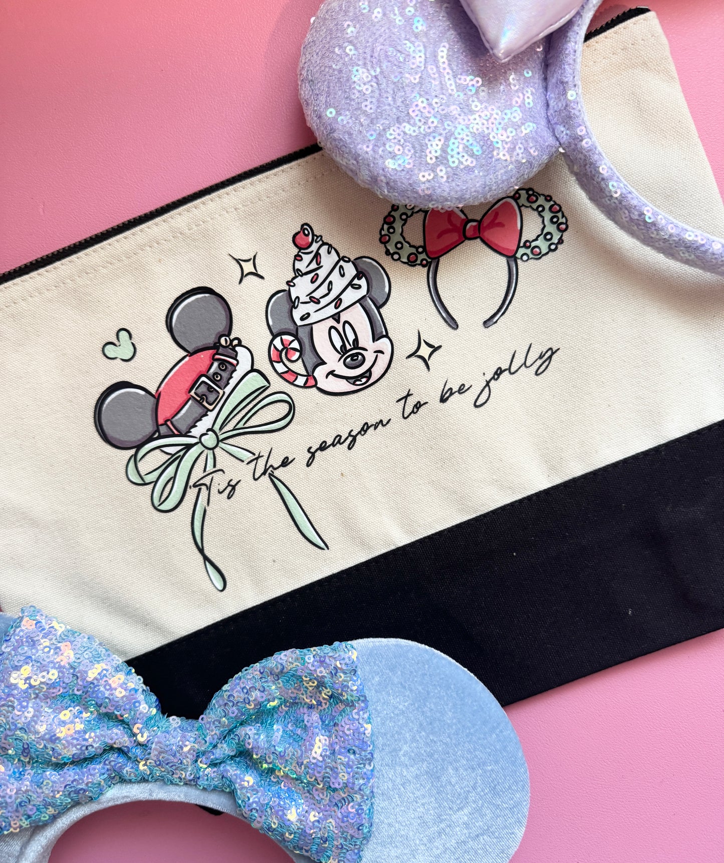 'tis the season Pouch